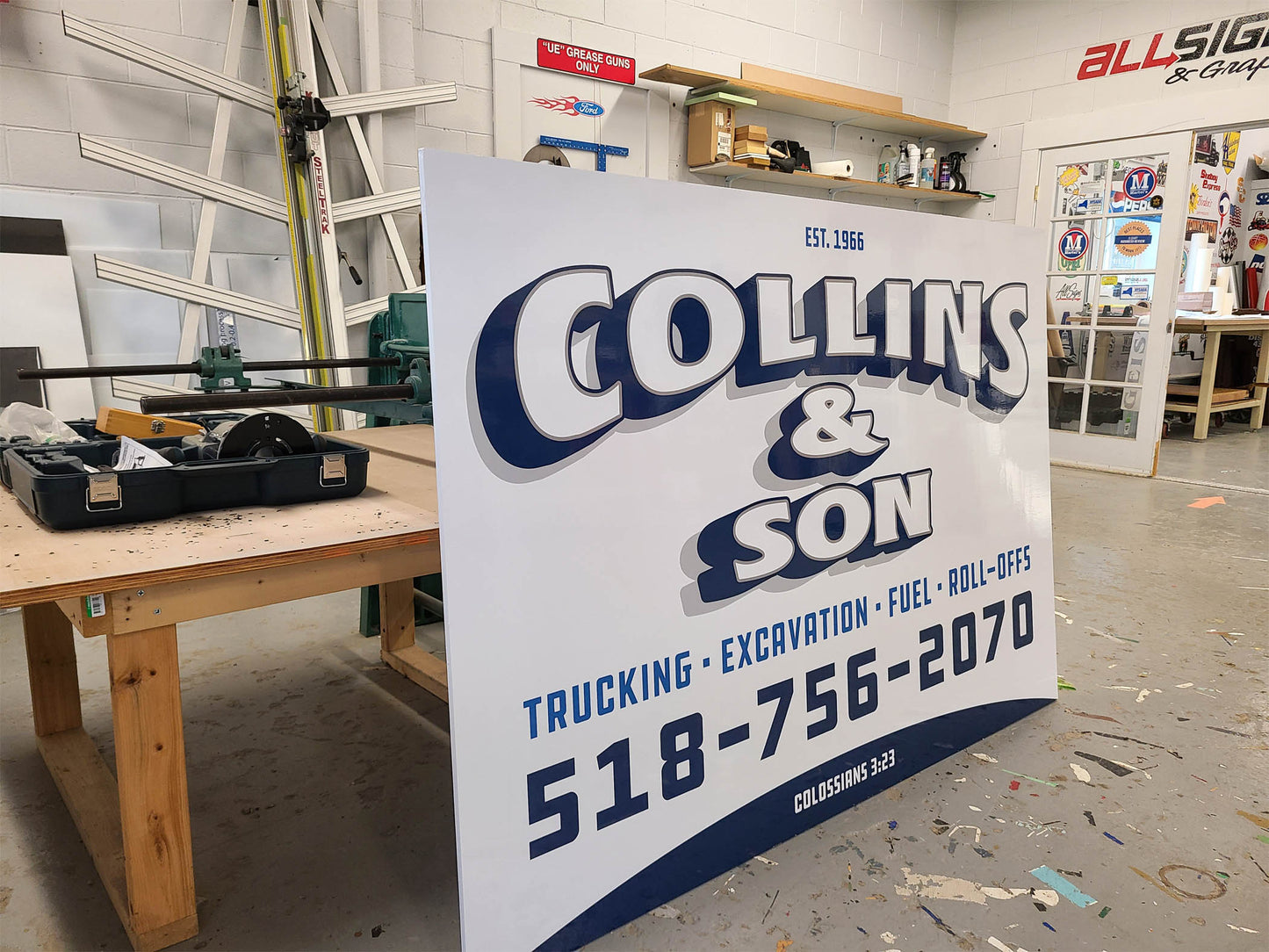 Dibond logo sign. Aluminum composite building sign.